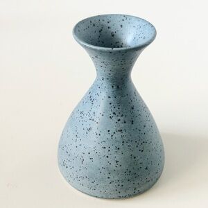 Material Good Little Shirley Vase “COASTAL FOG”